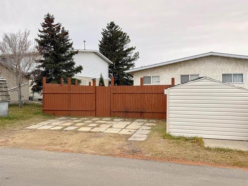 3207 82 Street Nw, Edmonton, AB 