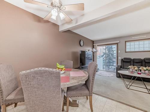 5 16823 84 Street Nw, Edmonton, AB - Indoor Photo Showing Dining Room