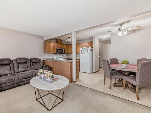 5 16823 84 Street Nw, Edmonton, AB - Indoor