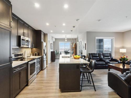 423 1154 Adamson Drive, Edmonton, AB - Indoor Photo Showing Kitchen With Upgraded Kitchen