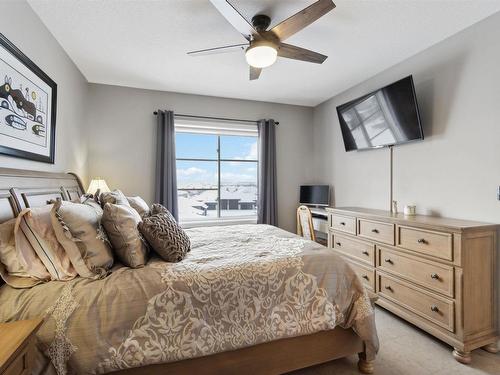 423 1154 Adamson Drive, Edmonton, AB - Indoor Photo Showing Bedroom