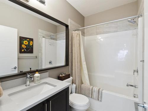 423 1154 Adamson Drive, Edmonton, AB - Indoor Photo Showing Bathroom