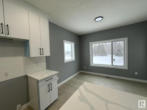 5608 46 Street, Smoky Lake Town, AB - Indoor Photo Showing Kitchen