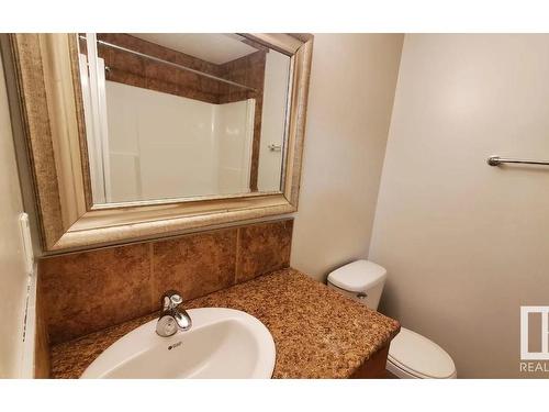 5106 146 Avenue Nw, Edmonton, AB - Indoor Photo Showing Bathroom