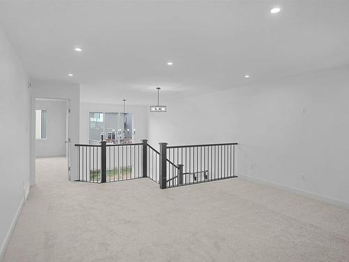 16607 3 Street, Edmonton, AB - Indoor Photo Showing Other Room