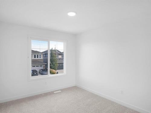 16607 3 Street, Edmonton, AB - Indoor Photo Showing Other Room