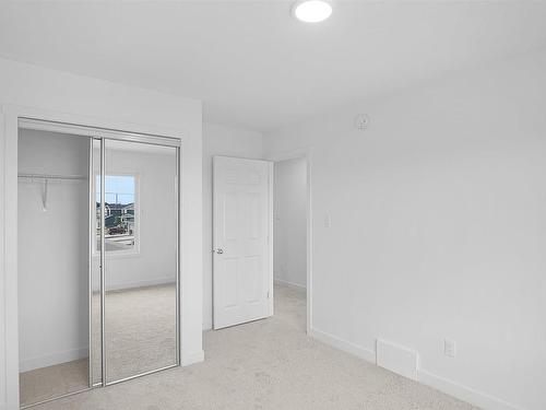 16607 3 Street, Edmonton, AB - Indoor Photo Showing Other Room