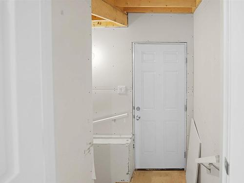 16607 3 Street, Edmonton, AB - Indoor Photo Showing Other Room