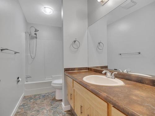 158 Porter Avenue, Millet, AB - Indoor Photo Showing Bathroom