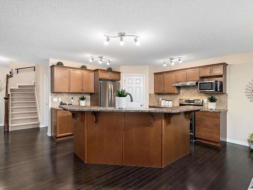 17220 80 Street, Edmonton, AB - Indoor Photo Showing Kitchen