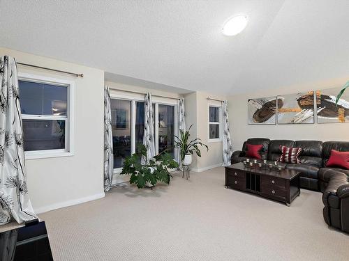 17220 80 Street, Edmonton, AB - Indoor Photo Showing Living Room