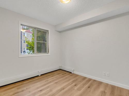 119 12025 22 Avenue, Edmonton, AB - Indoor Photo Showing Other Room