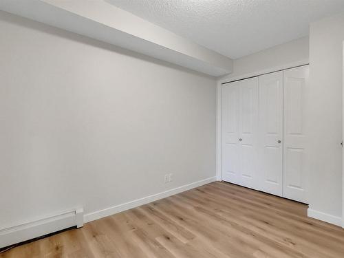 119 12025 22 Avenue, Edmonton, AB - Indoor Photo Showing Other Room