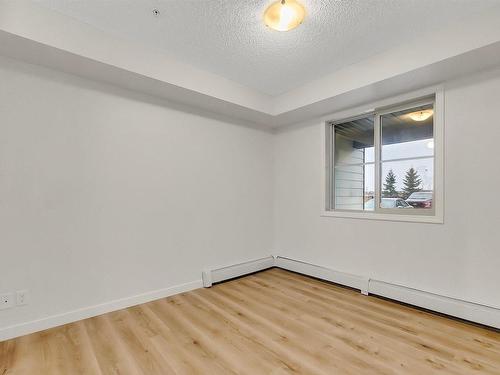 119 12025 22 Avenue, Edmonton, AB - Indoor Photo Showing Other Room