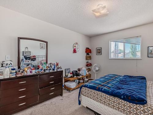 104 620 King Street, Spruce Grove, AB - Indoor Photo Showing Bedroom