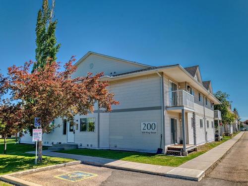 104 620 King Street, Spruce Grove, AB - Outdoor With Facade