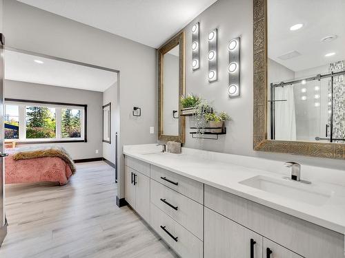 17 10550 Ellerslie Road, Edmonton, AB - Indoor Photo Showing Bathroom