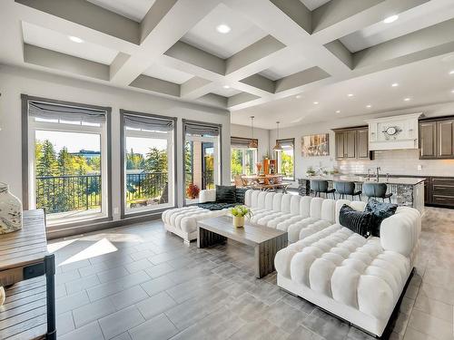 17 10550 Ellerslie Road, Edmonton, AB - Indoor Photo Showing Living Room