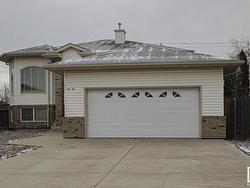 16253 67 ST NW  Edmonton, AB T5Z 3C7