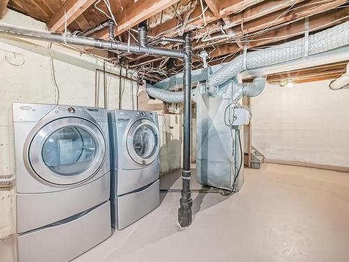 11027 129 Street, Edmonton, AB - Indoor Photo Showing Laundry Room