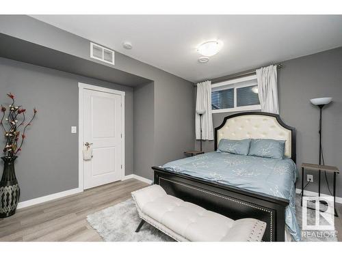 7486 Ellesmere Wy, Sherwood Park, AB 