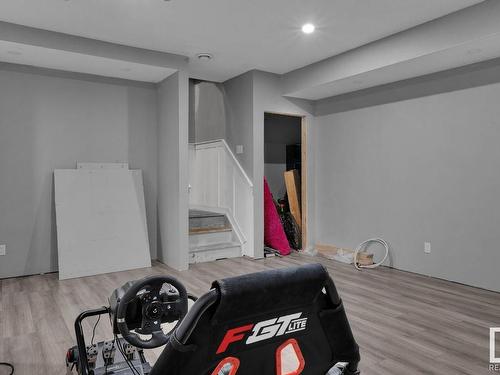 610 Eagleson Crescent, Edmonton, AB - Indoor Photo Showing Other Room