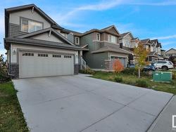 610 EAGLESON CR NW  Edmonton, AB T6M 0Y4