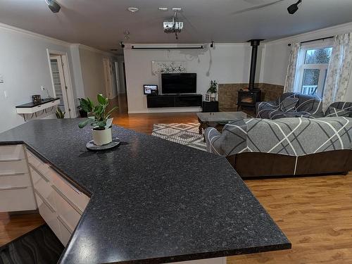 #60 50074 Range Road 233, Rural Leduc County, AB - Indoor Photo Showing Living Room