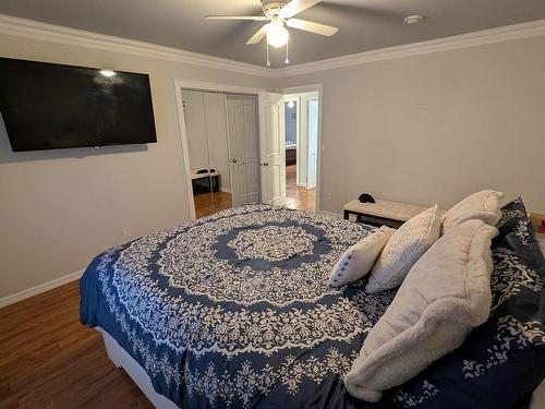 #60 50074 Range Road 233, Rural Leduc County, AB - Indoor Photo Showing Bedroom