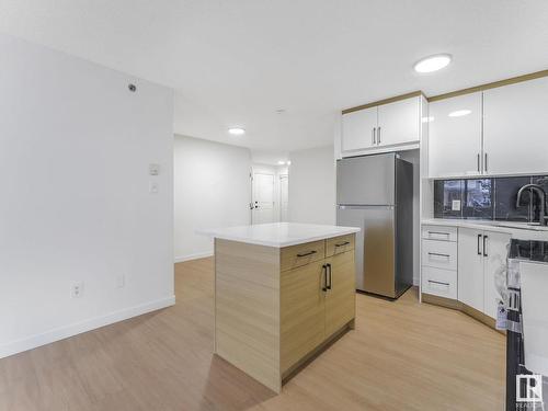 416 2305 35A Avenue, Edmonton, AB - Indoor Photo Showing Kitchen With Stainless Steel Kitchen