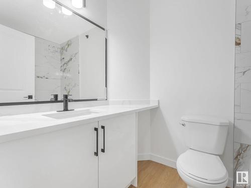 416 2305 35A Avenue, Edmonton, AB - Indoor Photo Showing Bathroom