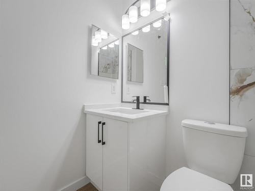 416 2305 35A Avenue, Edmonton, AB - Indoor Photo Showing Bathroom