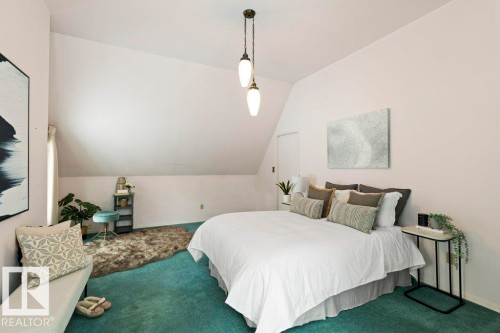 25 Sunnyside Crescent, St. Albert, AB - Indoor Photo Showing Bedroom