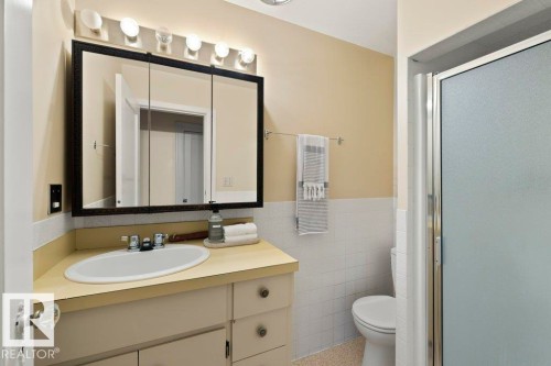 25 Sunnyside Crescent, St. Albert, AB - Indoor Photo Showing Bathroom