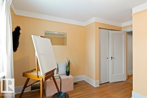 25 Sunnyside Crescent, St. Albert, AB - Indoor Photo Showing Other Room