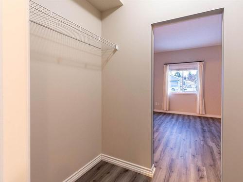 122 8528 82 Avenue, Edmonton, AB - Indoor