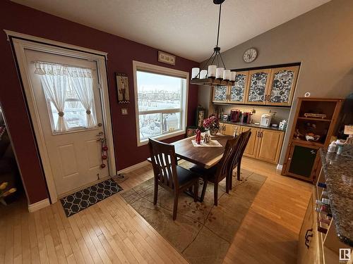 6208 53 Avenue, Beaumont, AB - Indoor Photo Showing Dining Room