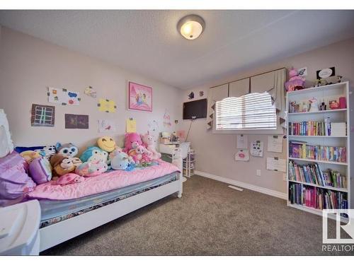 16220 49 Street, Edmonton, AB - Indoor Photo Showing Bedroom