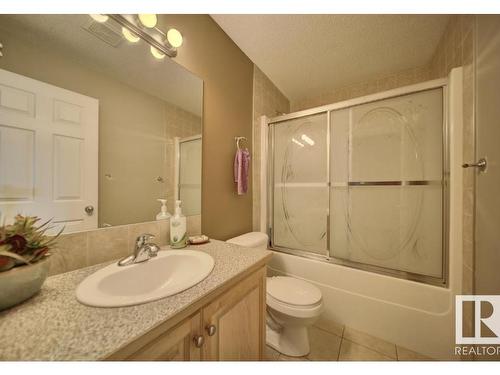 16220 49 Street, Edmonton, AB - Indoor Photo Showing Bathroom