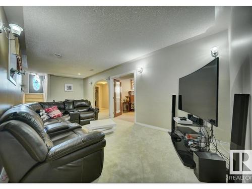 16220 49 Street, Edmonton, AB - Indoor