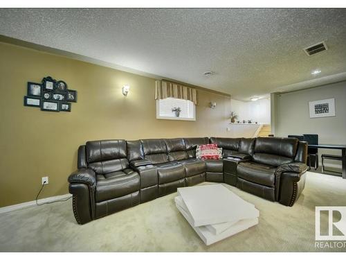 16220 49 Street, Edmonton, AB - Indoor Photo Showing Living Room