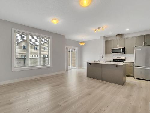 8 4835 Wright Drive, Edmonton, AB - Indoor Photo Showing Kitchen With Stainless Steel Kitchen