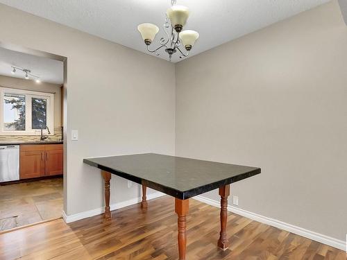 3833 85 Street, Edmonton, AB - Indoor