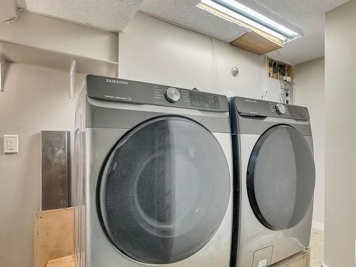 3833 85 Street, Edmonton, AB - Indoor Photo Showing Laundry Room