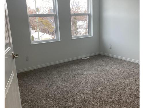 12210 41 Street, Edmonton, AB - Indoor Photo Showing Other Room