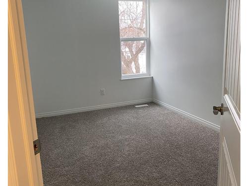 12210 41 Street, Edmonton, AB - Indoor Photo Showing Other Room