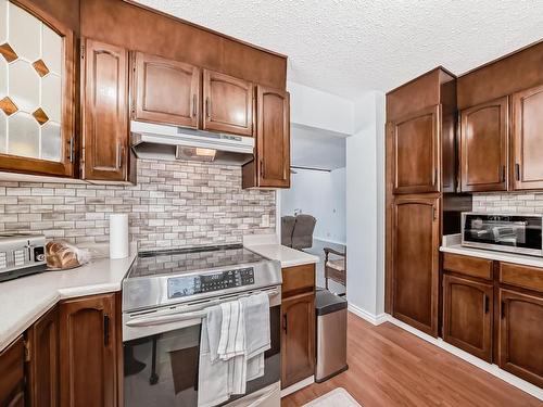 1116 36 Street, Edmonton, AB - Indoor Photo Showing Kitchen