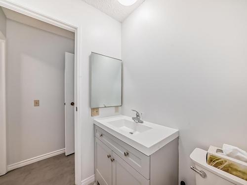 1116 36 Street, Edmonton, AB - Indoor Photo Showing Bathroom