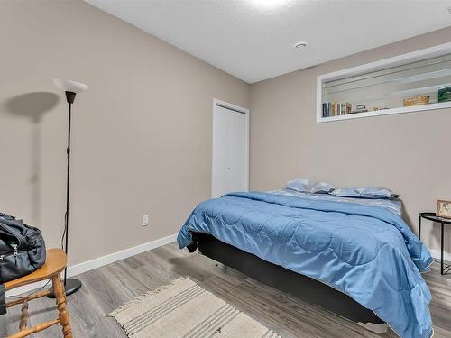 1887 33 Street, Edmonton, AB - Indoor Photo Showing Bedroom