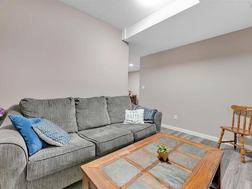 1887 33 Street, Edmonton, AB - Indoor Photo Showing Living Room